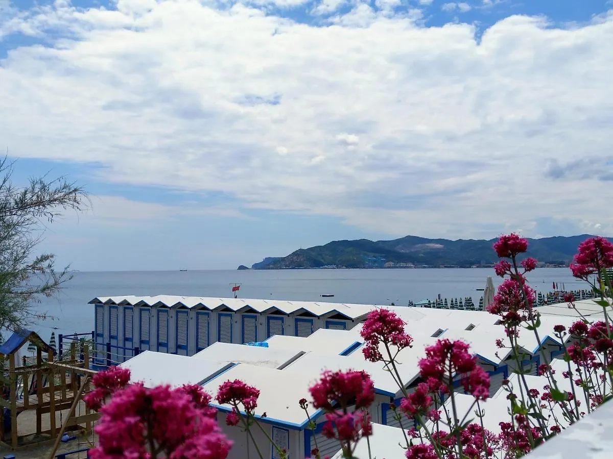 Tramonto Sul Mare - Sea Suite Savona Daire
